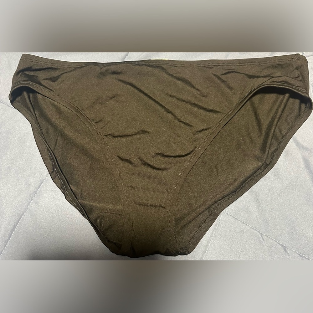 CHAPS Size 18 BLACK Hipster Bikini Bottom. NWT!